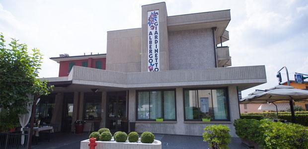 Albergo Giardinetto Scanzorosciate Bagian luar foto