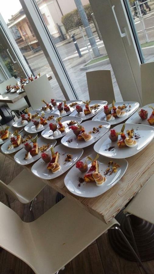 Albergo Giardinetto Scanzorosciate Bagian luar foto